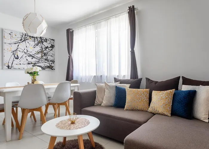 Apartman Amos With Private Pool *