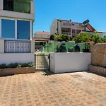 شقة Amos With Private Pool