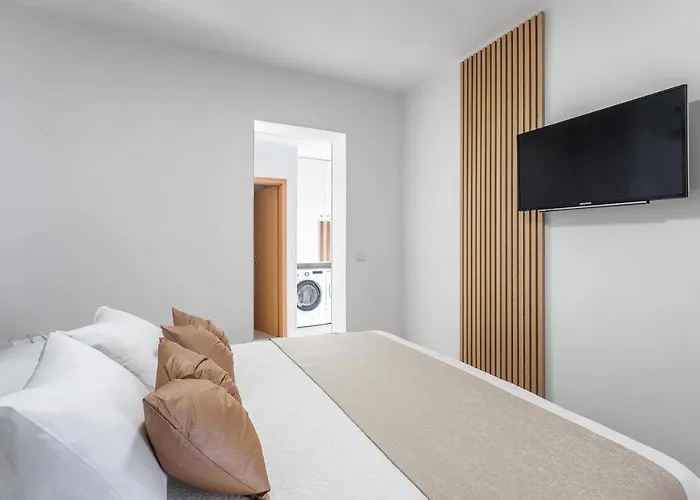 Amos With Private Pool * هفار