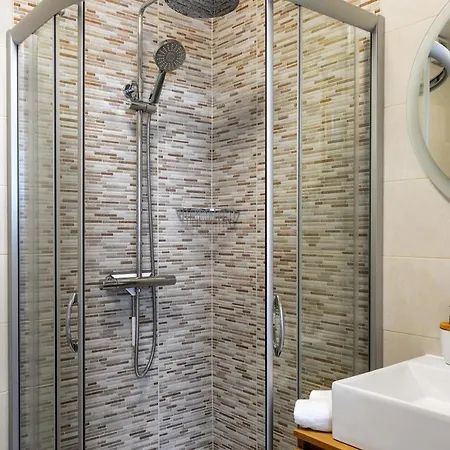 Apartment Amos With Private Pool *