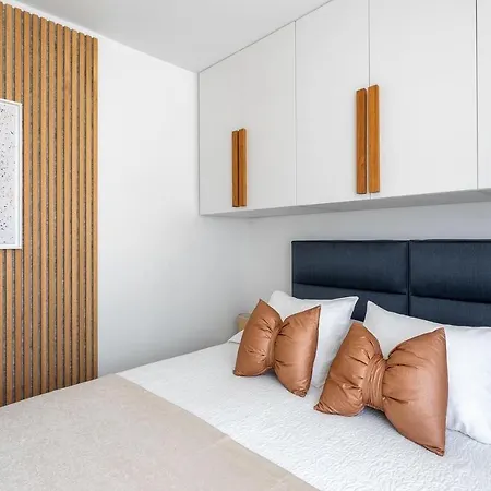 Apartment Amos With Private Pool Hvar Town